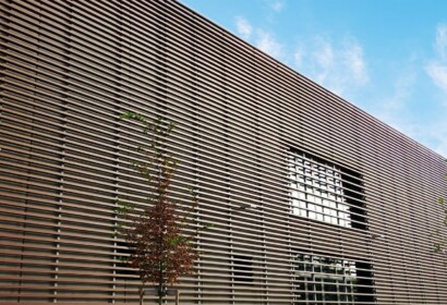 Bâtiment Toyota à Bologne
